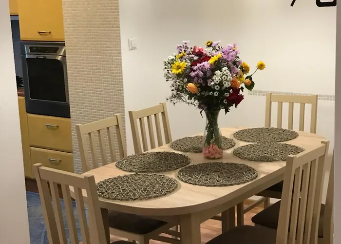 Ksiazkowa 7e By Homeprime Varsavia